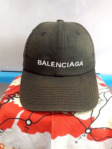 harga topi balenciaga original